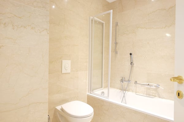 Affittasi appartamento di alto standing, lungolago Lugano 2° Piano 6