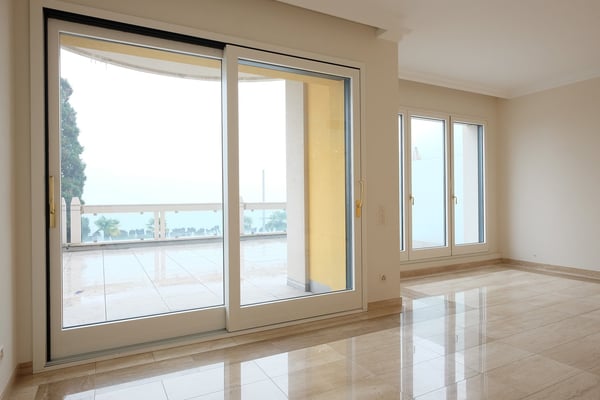 Affittasi appartamento di alto standing, lungolago Lugano 2° Piano 10