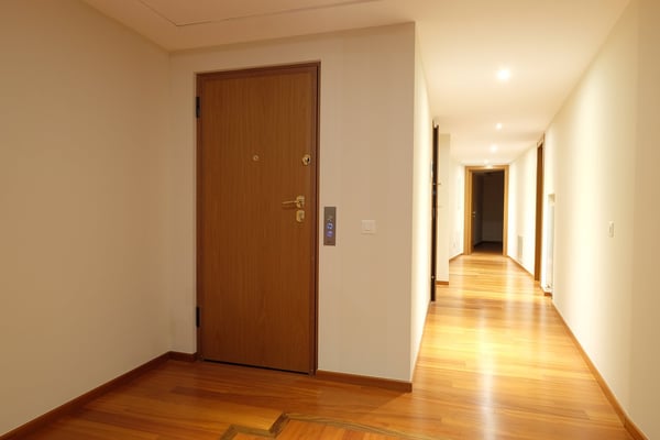 Affittasi appartamento di alto standing, lungolago Lugano al 3° piano 23