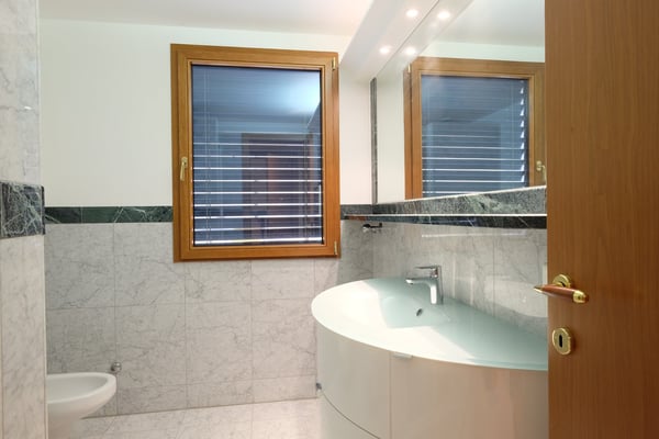 Affittasi appartamento di alto standing, lungolago Lugano al 3° piano 12