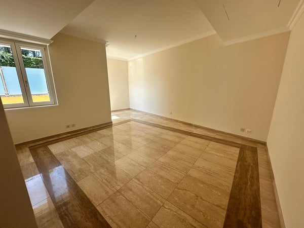 Affittasi appartamento di alto standing, lungolago Lugano al 3° Piano 8