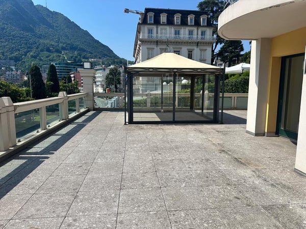 Affittasi appartamento di alto standing, lungolago Lugano al 3° Piano 6