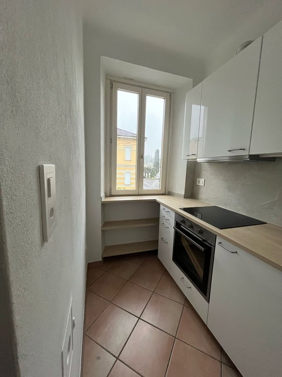 Affascinante Appartamento di 1 Locali nel Cuore di Mendrisio 3