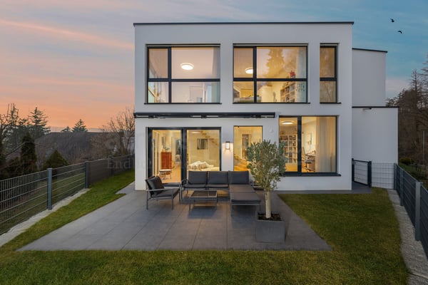 Sonnige EFH-Neubauten mit viel Platz & Top-Lage in Obfelden 1