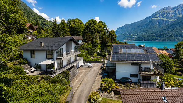 Neubau EFH in Ringgenberg - Sonnige Lage zwischen See und Bergen