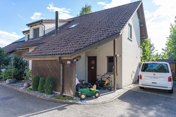 Modernisiertes 4.5-Zimmer-DEFH an ruhiger Familienlage in Triengen 1