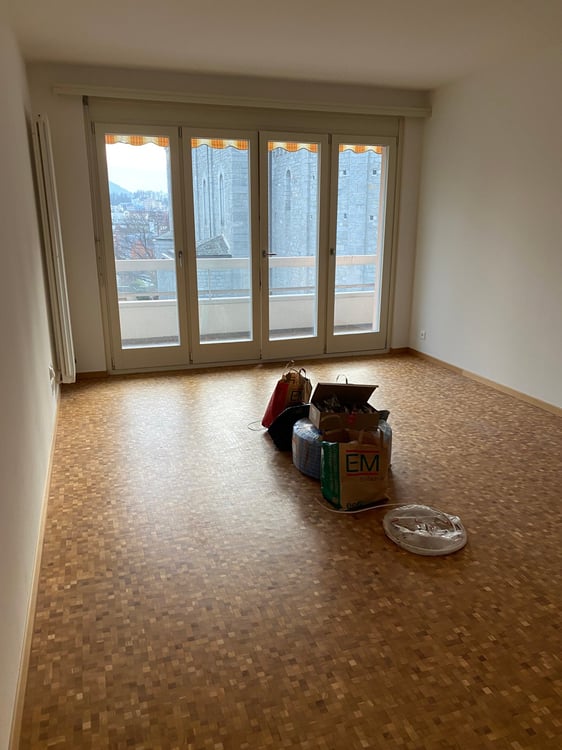 Moderno bilocale con balcone a Massagno 7