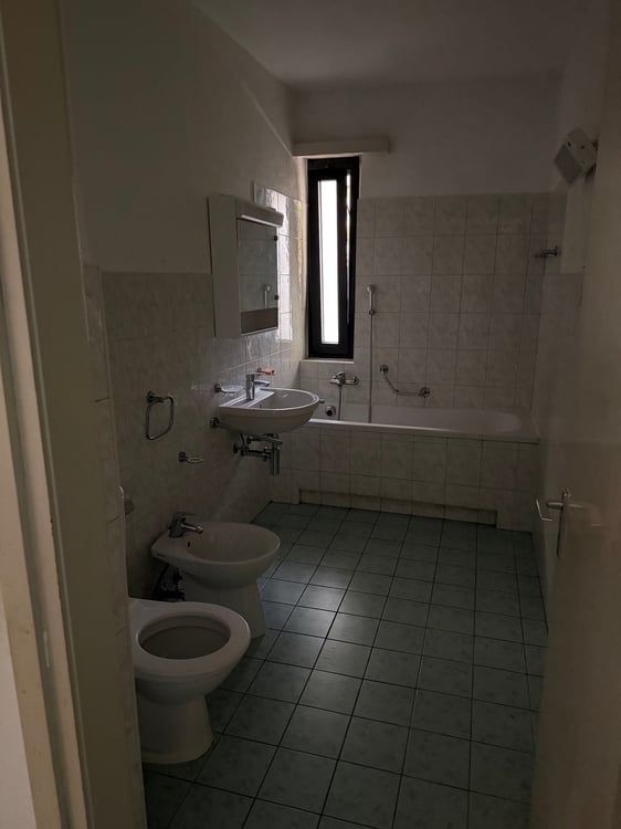 Appartamento di 2 locali con balcone a Lugano – Disponibile subito 2