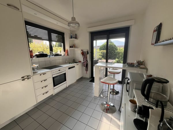 LOSONE - CASA BIFAMILIARE CON GRANDE GIARDINO 22