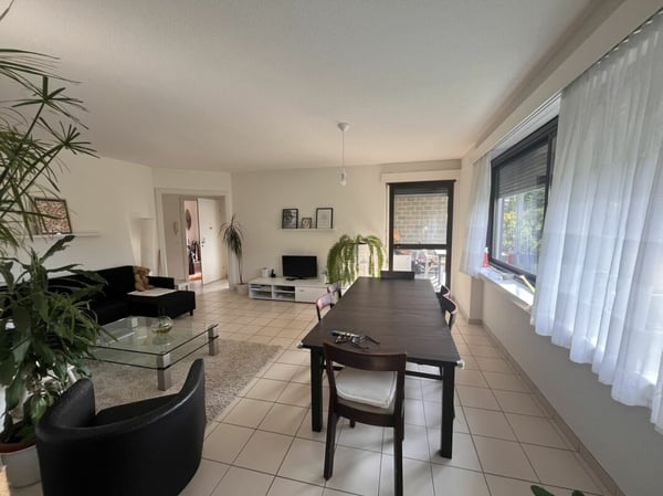 LOSONE - CASA BIFAMILIARE CON GRANDE GIARDINO 20