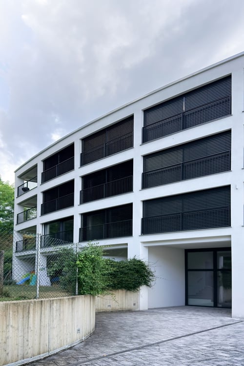 OTTIMO INVESIMENTO AMPIO 3.5 LOCALI CON AMPIA TERRAZZA E GIARDINO 2