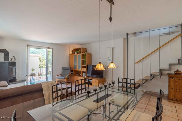 CAPOLAGO – TRADITIONELLES HAUS MIT WEINKELLER: TRADITION UND ERHOLUNG 4
