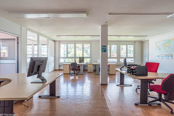 CHIASSO – SPAZIOSO UFFICIO 3