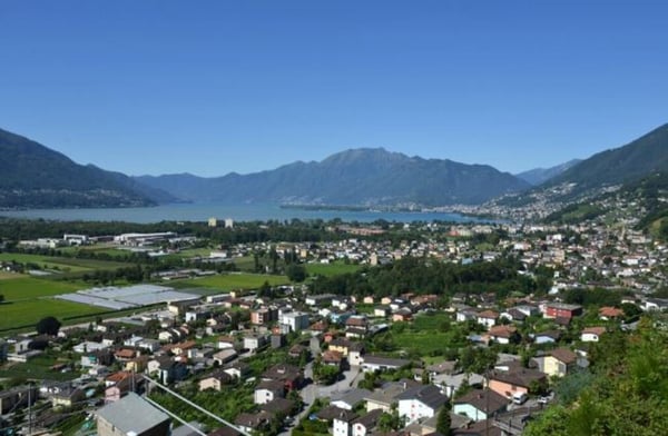 GORDOLA – PENTHOUSE 4.5 ZIMMER, PANORAMABLICK AUF DEN LANGEN SEE/ZWEITE WOHNUNG 2