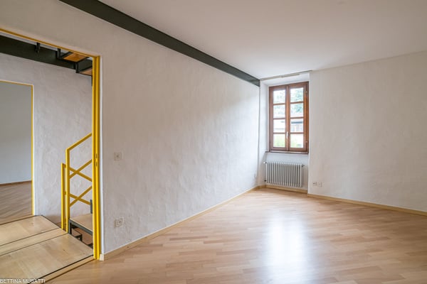 RANCATE – AFFASCINANTE CASA CON LOGGIA E VISTA PANORAMICA 12