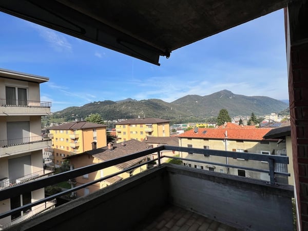 MENDRISIO – 1.5 LOCALI METRATURE AMPIE E COMFORT MODERNI 4
