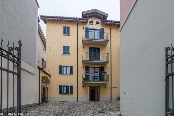 MENDRISIO – 1.5 LOCALI TRAVI A VISTA 11