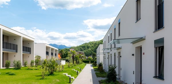 Casa moderna con piscina a Caslano - Disponibile subito 14