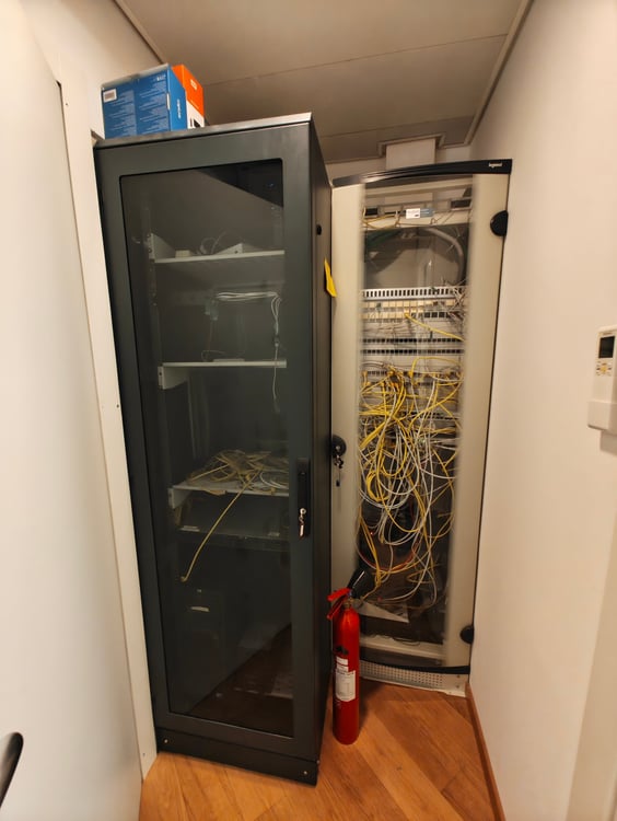 Ufficio luminoso e modulabile in posizione centrale 16