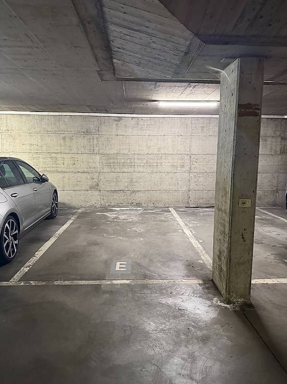 Parcheggio coperto 17