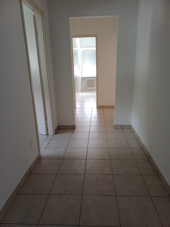 Appartamento 3.5 locali in zona tranquilla e centrale 8