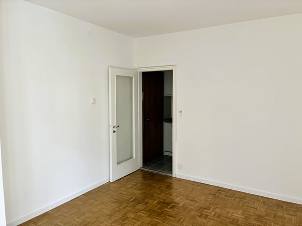 MONOLOCALE A LUGANO-CASSARATE 2