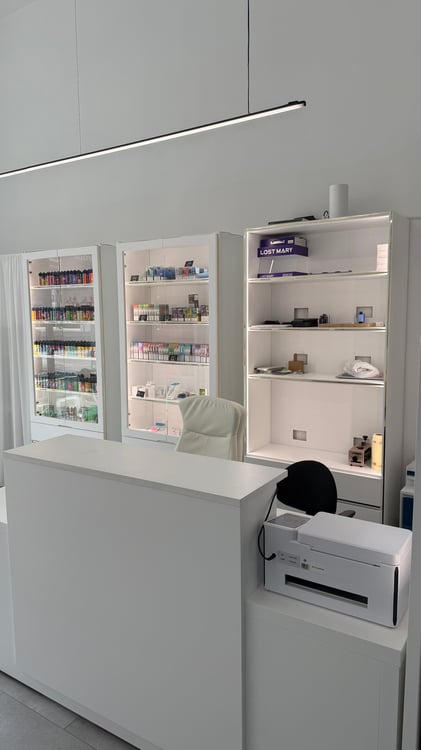 Modern Commercial Space in Central Chiasso 7