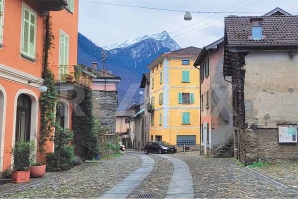 Mehrfamilienhaus mit sehr attraktiver Rendite in Malvaglia zu verkaufen 1