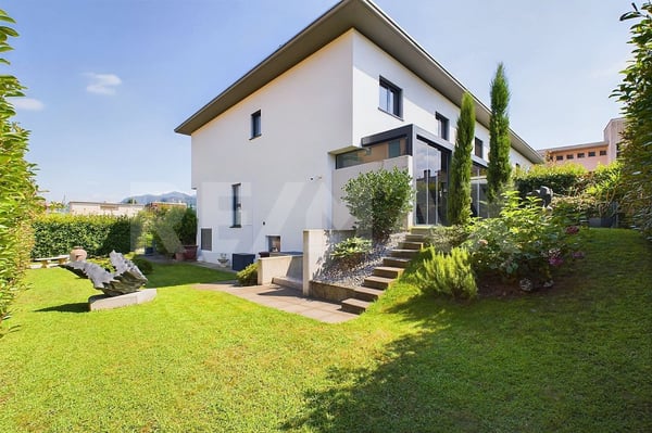 Modernes Einfamilienhaus mit Garten auch für Ferien 1