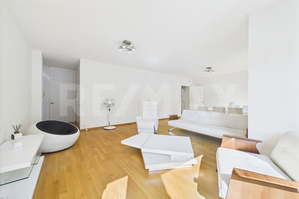 Lugano Cassarate Elegante 1 Zimmerwohnung, renoviert und nur wenige Schritte vom See entfernt 1