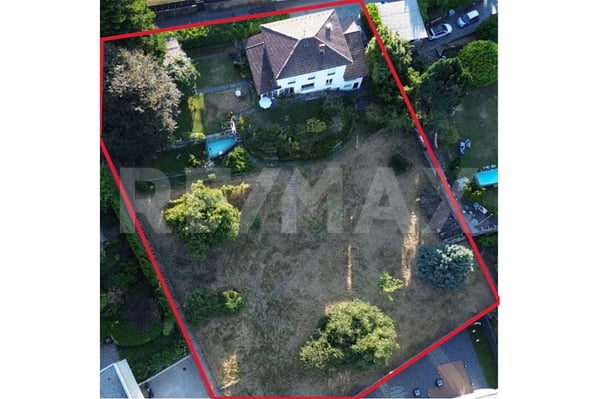 Baugrundstück in Carona 1