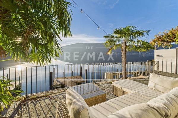 Eleganz und Charme für eine exklusive Villa in Bissone mit privatem Zugang zum See 1