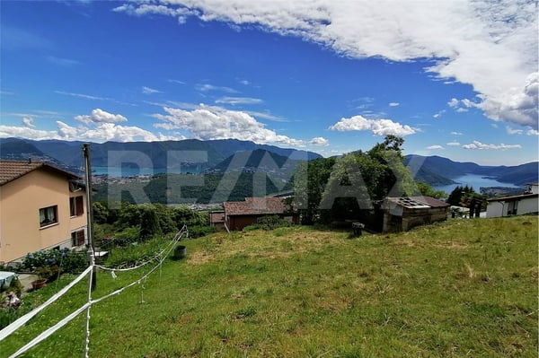SUPER OFFERTA!! AMPIO TERRENO EDIFICABILE CON VISTA LAGO 2