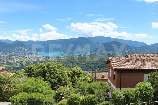 SUPER OFFERTA!! AMPIO TERRENO EDIFICABILE CON VISTA LAGO 1