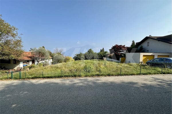 Terreno edificabile con vista e possibilità di seconda residenza Carona, Lugano 1