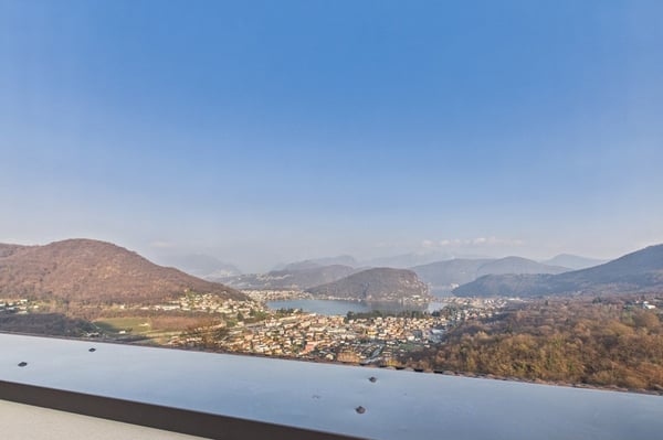 Appartamento di nuova costruzione con terrazzo panoramico (Italia) 1