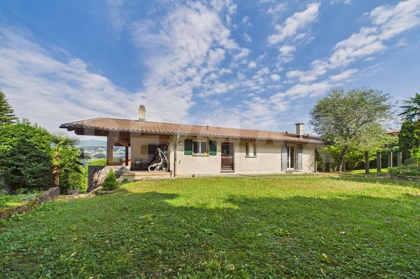 Villa esclusiva a Pregassona  Due abitazioni, massima privacy e straordinario potenziale di sviluppo 2