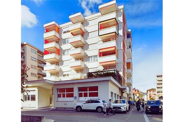 Interessante, renovierte Wohnung im Herzen von Lugano 1