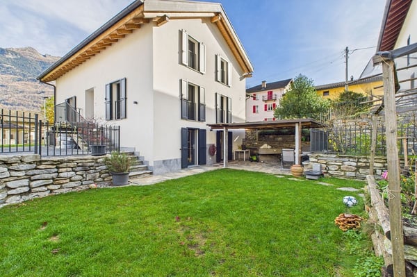 Casa singola di recente costruzione eleganza comfort e tecnologia moderna 1