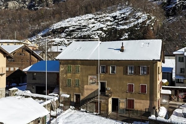 Per gli amanti delle ristrutturazioni. Fai rivivere una tipica casa ticinese 2