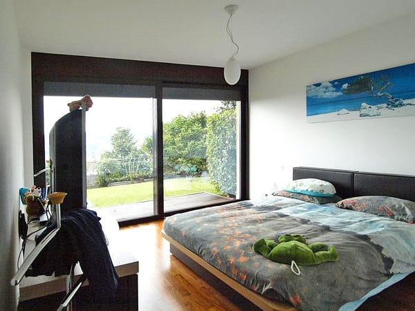 3775 - LUMINOSO AMPIO APPARTAMENTO CON GIARDINO E VISTA APERTA 14