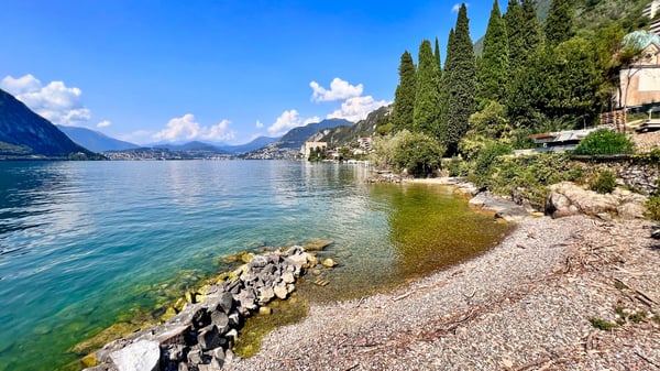 3726 - DIRECTLY ON THE LAKE - LUXURIOUS APARTMENTS WITH PRIVATE BEACH 15