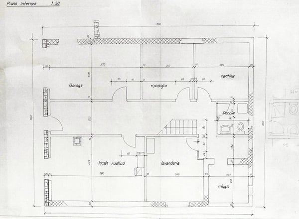 rif. 2018 CASA BIFAMILIARE TICINESE-GRANDE POTENZIALE NEL VERDE CON BOX AUTO 21