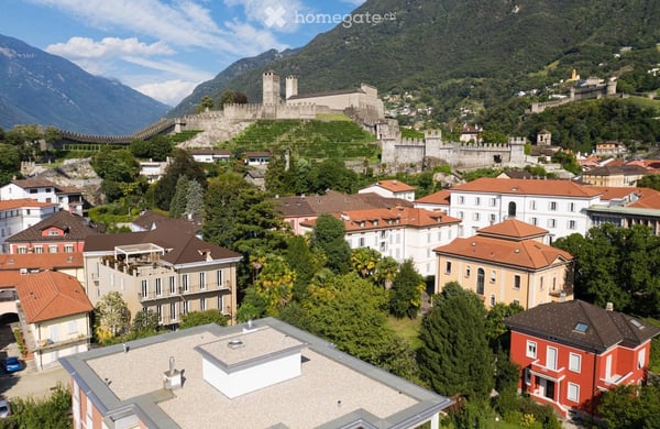 3753 - EDIFICIO STORICO IN CENTRO - APPARTAMENTI LUSSUOSI DA 2.5 a 5.5 LOCALI 4