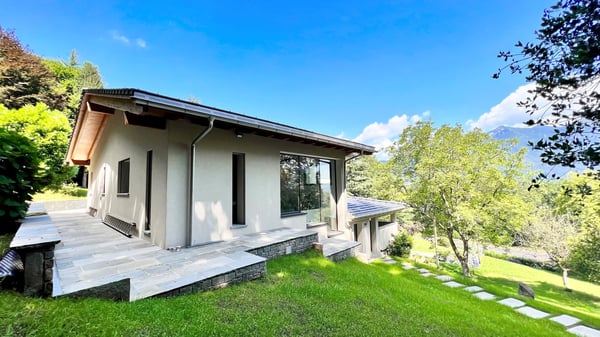 Ref. 2010 - Oasi der Ruhe inmitten der Natur -  Einfamillienhaus 1.5 Ziw 3