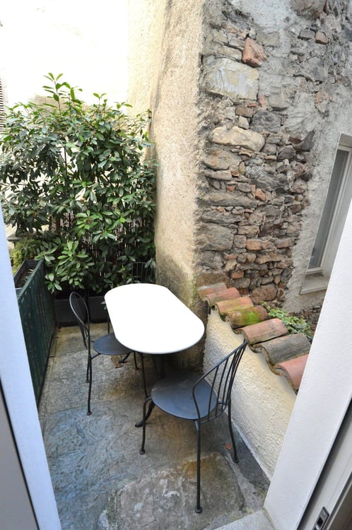 Ref. 2025 - ZWEITWOHNSITZ- TESSINER HAUS - SEPARATEM GARTEN MIT SEESICHT 22