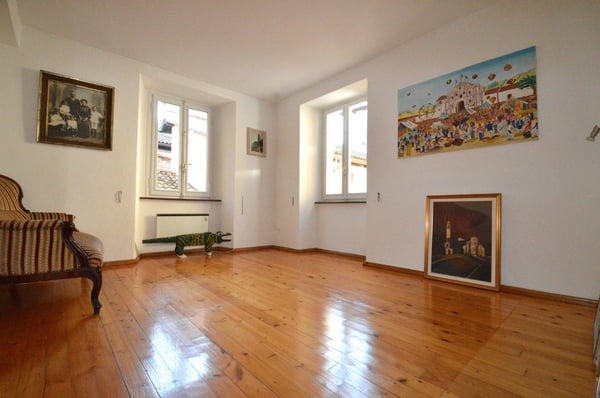 Ref. 2025 - ZWEITWOHNSITZ- TESSINER HAUS - SEPARATEM GARTEN MIT SEESICHT 13