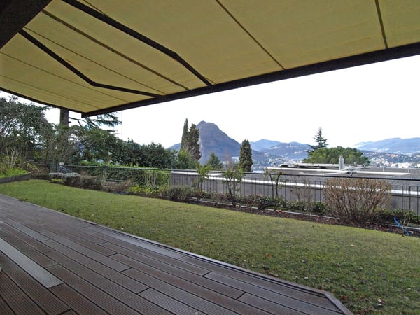 3775 - LUMINOSO AMPIO APPARTAMENTO CON GIARDINO E VISTA APERTA 3