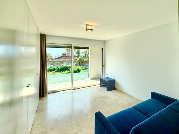 1776 LUXURIÖSE WOHNUNG MIT TEILWEISEM SEEBLICK – ZWEITWOHNUNG 11