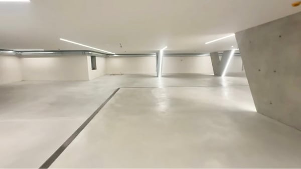 3726 - DIRECTLY ON THE LAKE - ONLY FIRST RESIDENCE - LUXUS APARTMENT WITH PRIVATE BEACH 9